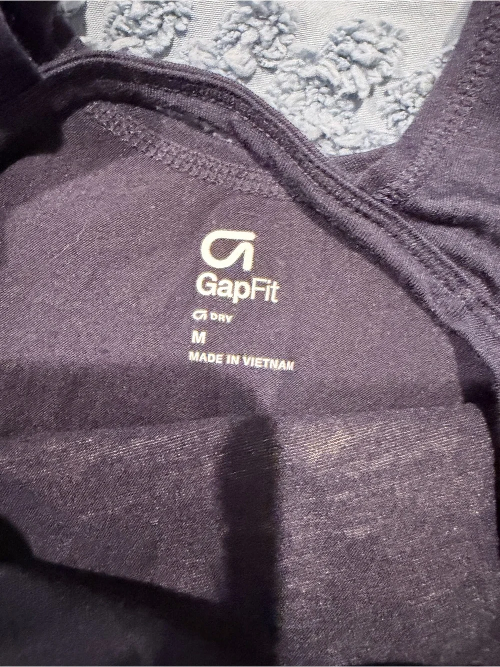 GapFit Girls Activewear Set | Gray Capri Leggings & Limited Edition Tee  Medium